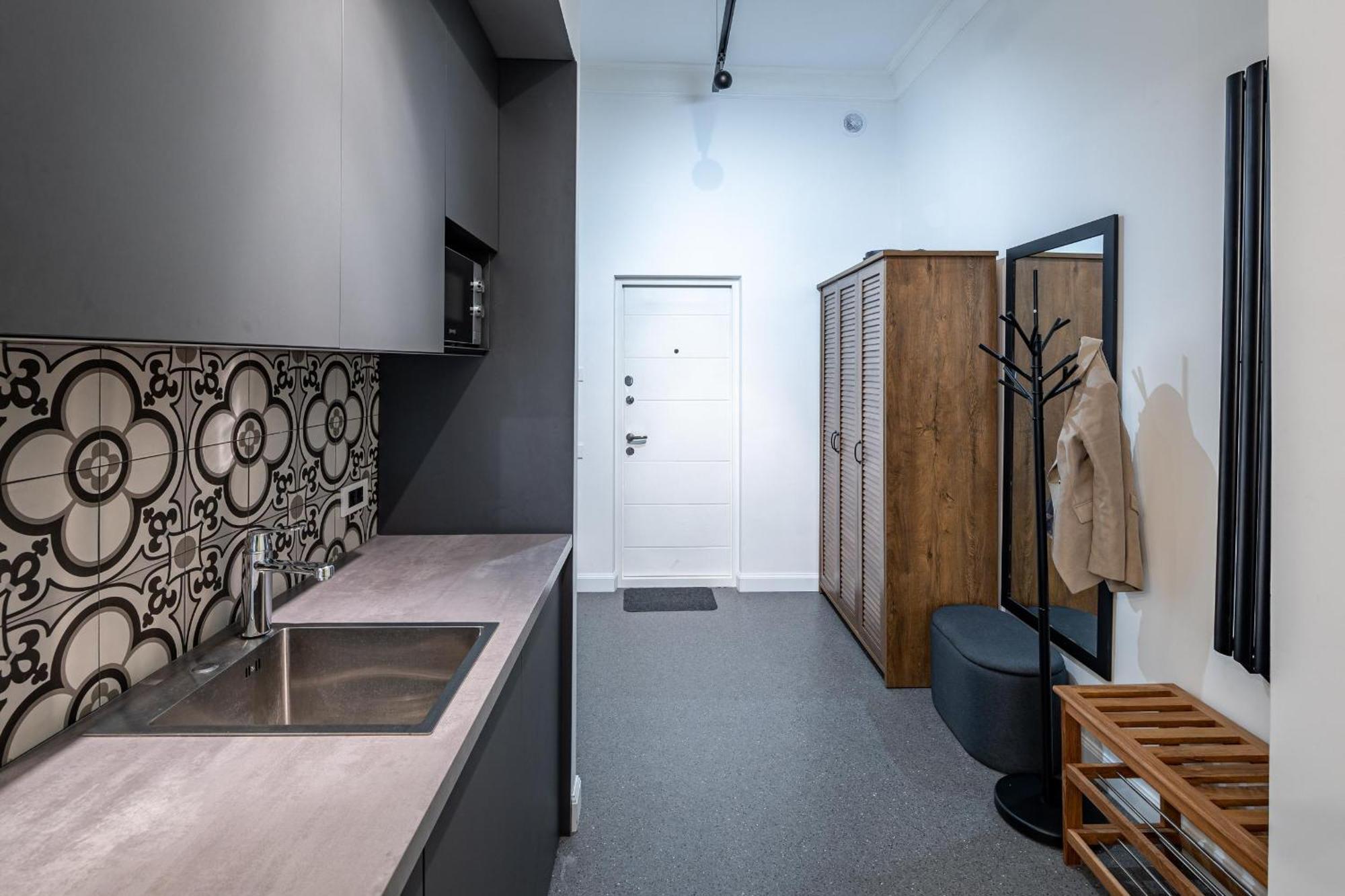 Apartamenty On Knyazya Romana Λβιβ Εξωτερικό φωτογραφία